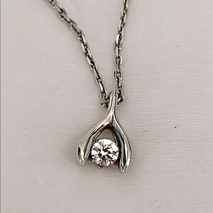 Sterling 925 wishbone pendant with large shimmering movable cubic zirconia